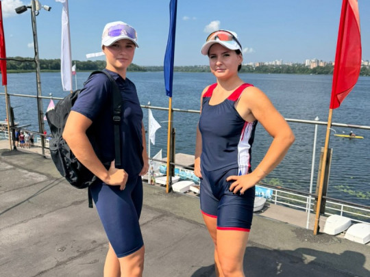 Спортсмены СШОР по водным видам спорта получают экипировку